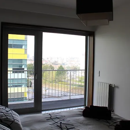 The Porto Concierge - By The Lake